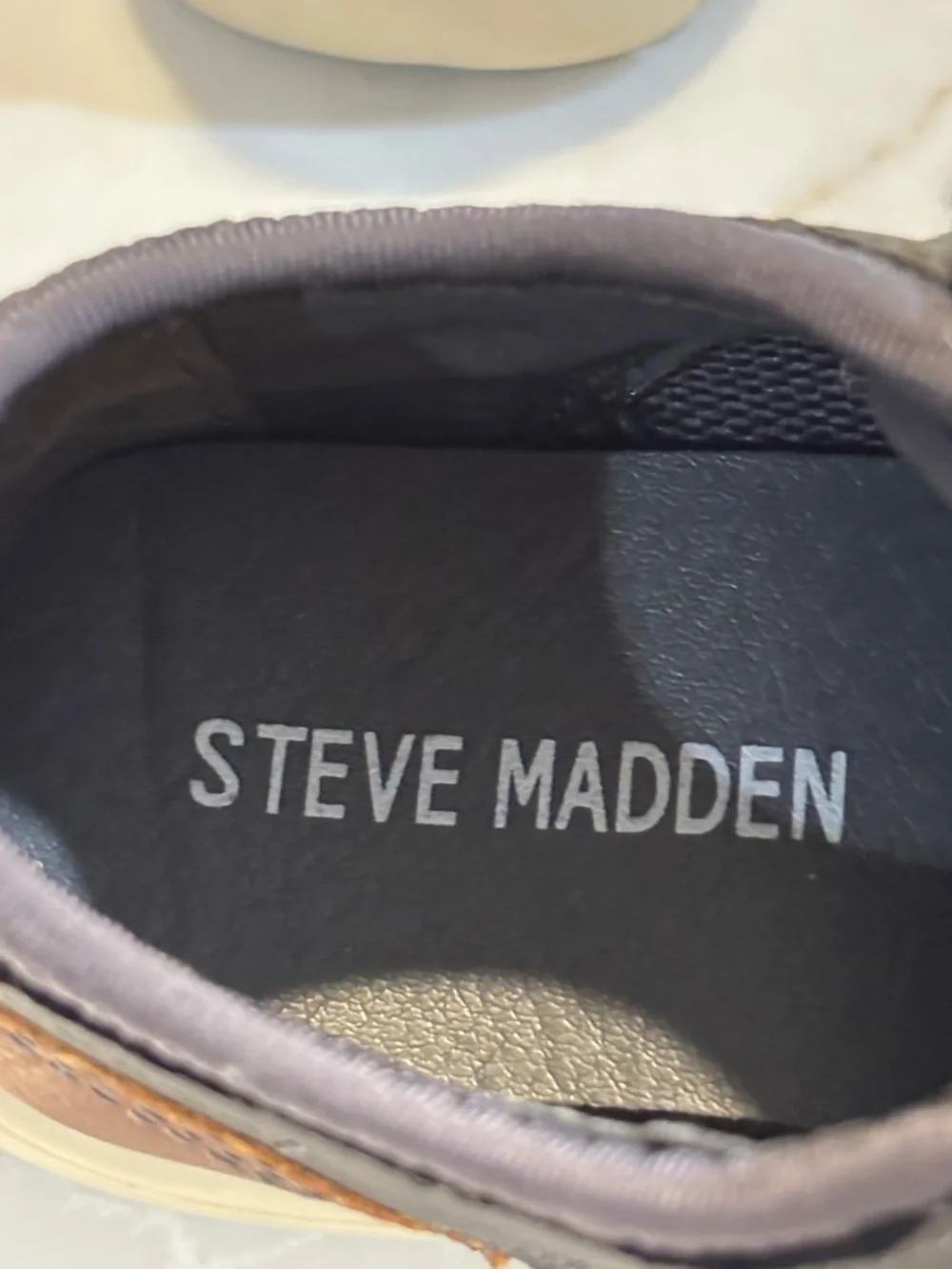Steve Madden Lace-Up Sneakers Casual Black Tan Toddler Shoes Size 10